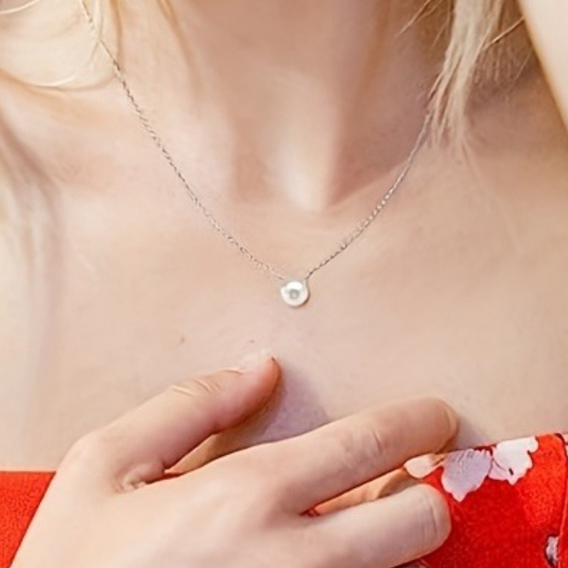 Cute Cat Pendant Necklace with Imitation Pearl and Zirconia